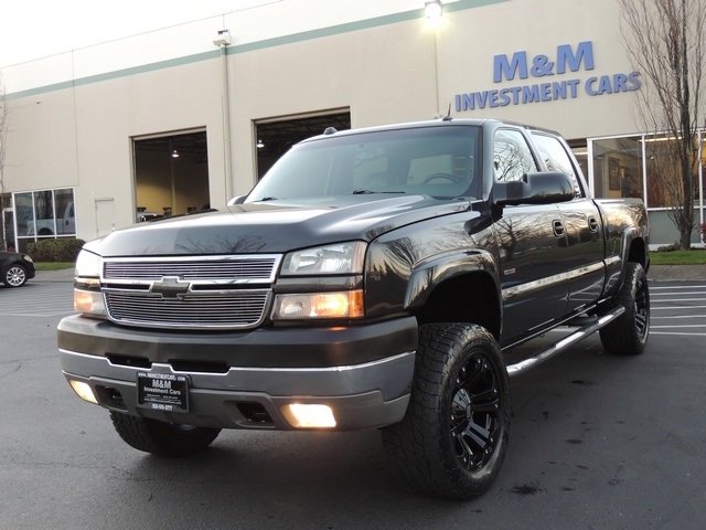 2005 Chevrolet Silverado 2500 LT / REGENCY PKG/ 4X4 / 6.6L DURAMAX ...