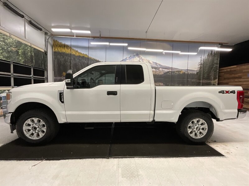 2020 Ford F-250 XLT Super Cab 4X4 / 6.2L V8 GAS / 1-OWNER  /Excel Cond - Photo 3 - Gladstone, OR 97027