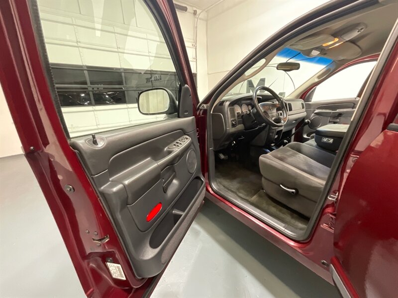 2002 Dodge Ram 1500 SLT 4X4 5-SPEED MANUAL / 4.7L V8 /84K MILES /SHORT BED / ZERO RUST - Photo 32 - Gladstone, OR 97027