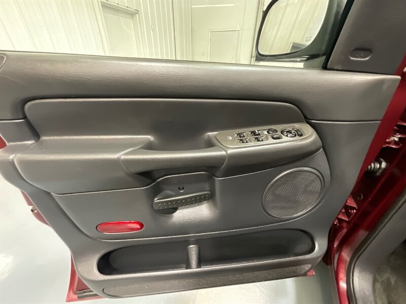 2002 Dodge Ram 1500 SLT 4X4 5-SPEED MANUAL / 4.7L V8 /84K MILES /SHORT BED / ZERO RUST - Photo 33 - Gladstone, OR 97027