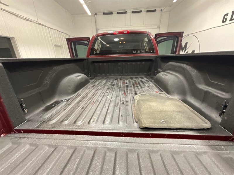 2002 Dodge Ram 1500 SLT 4X4 5-SPEED MANUAL / 4.7L V8 /84K MILES /SHORT BED / ZERO RUST - Photo 11 - Gladstone, OR 97027