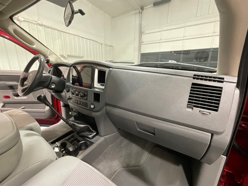 2008 Dodge Ram 2500 BIG HORN 4X4 6-SPEED MANUAL /6.7L DIESEL /1-OWNER / BRAND NEW TIRES / LONG BED / ZERO RUST - Photo 36 - Gladstone, OR 97027