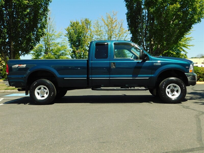 1999 Ford F-350 XLT 4dr SuperCab V10 4X4 One Owner Show Room Cond.