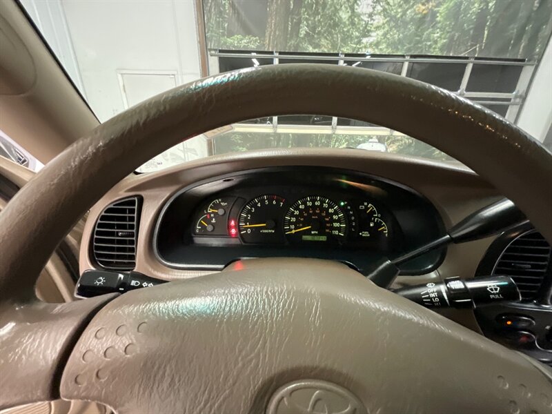 2002 Toyota Tundra SR5 4Dr 4X4 / 4.7L V8 / LOCAL / 107,000 MILES  / TIMING BELT + WATER PUMP SERVICE DONE / Excel Cond / RUST FREE - Photo 42 - Gladstone, OR 97027