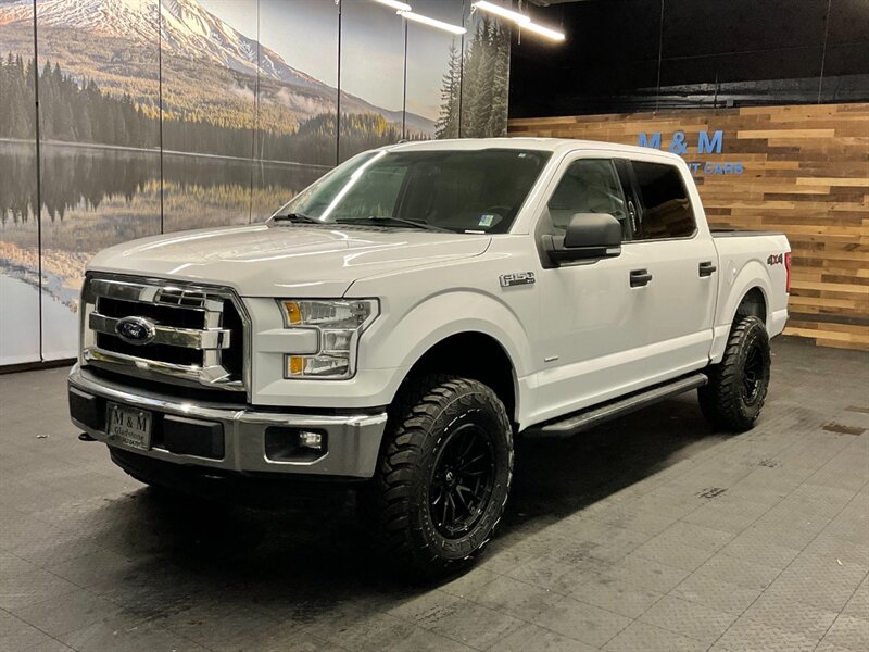 2015 Ford F-150 XLT Crew Cab 4X4 / 2.7L V6 EcoBoost /LIFTED LIFTED  BRAND NEW LIFT KIT w/ ENW 35 " MUD TIRES & 18 " FUEL WHEELS / 1-OWNER / Backup Camera / SHARP & CLEAN !! - Photo 25 - Gladstone, OR 97027