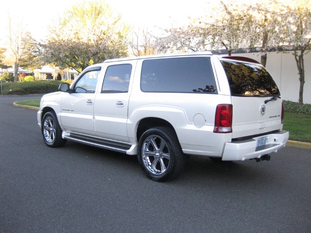 2003 Cadillac Escalade AWD ESV