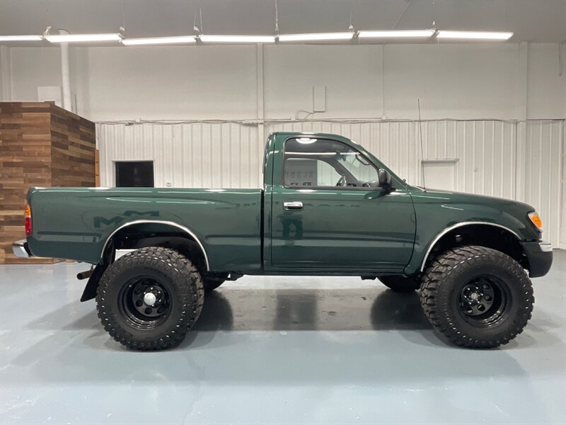 1999 Toyota Tacoma Regular Cab 4X4 / 2.7L 4Cyl / 5-SPEED / LIFTED / / NEW WHEELS & TIRES / ZERO RUST / 121K MILES - Photo 4 - Gladstone, OR 97027