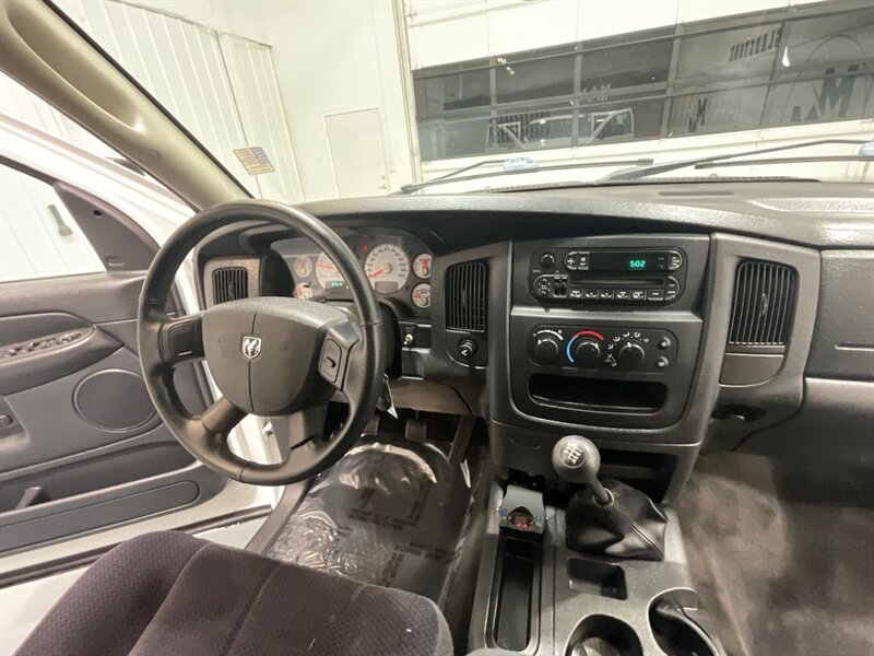 2004 Dodge Ram 2500 SLT 5.9L Cummins Diesel 6-SPEED MANUAL /49K MILES / SHORT BED / ZERO RUST - Photo 16 - Gladstone, OR 97027