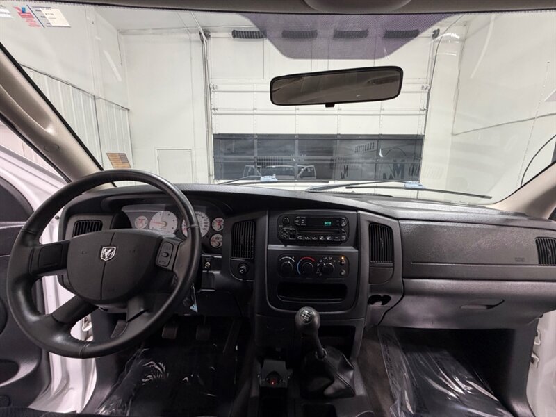 2004 Dodge Ram 2500 SLT 5.9L Cummins Diesel 6-SPEED MANUAL /49K MILES /BRAND NEW TIRES .ZERO RUST - Photo 37 - Gladstone, OR 97027