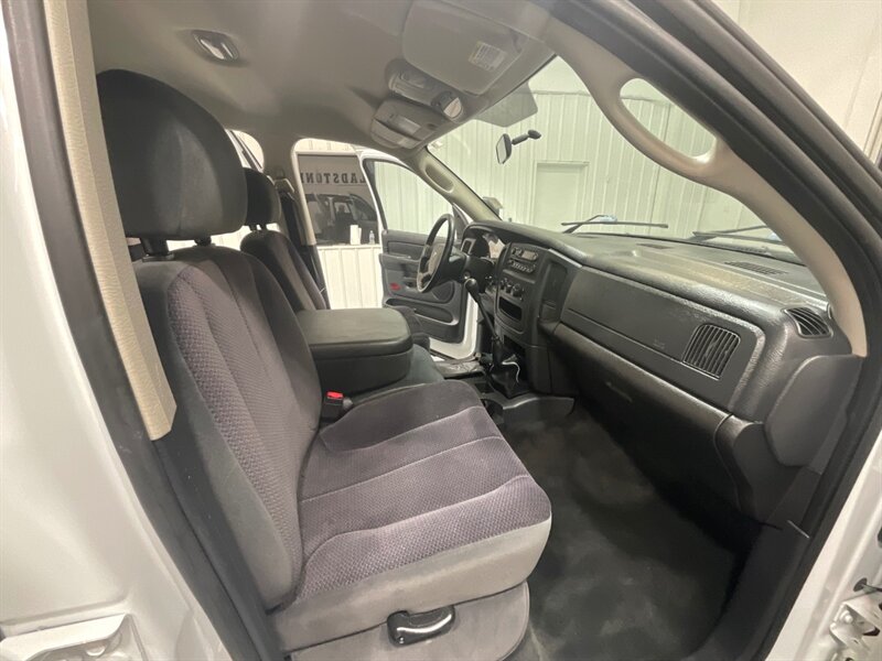 2004 Dodge Ram 2500 SLT 5.9L Cummins Diesel 6-SPEED MANUAL /49K MILES / SHORT BED / ZERO RUST - Photo 15 - Gladstone, OR 97027