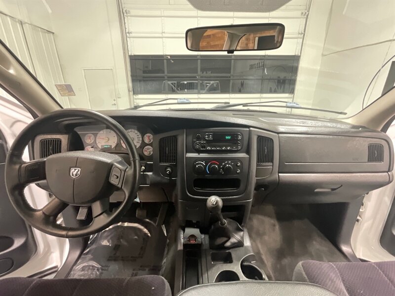2004 Dodge Ram 2500 SLT 5.9L Cummins Diesel 6-SPEED MANUAL /49K MILES / SHORT BED / ZERO RUST - Photo 37 - Gladstone, OR 97027