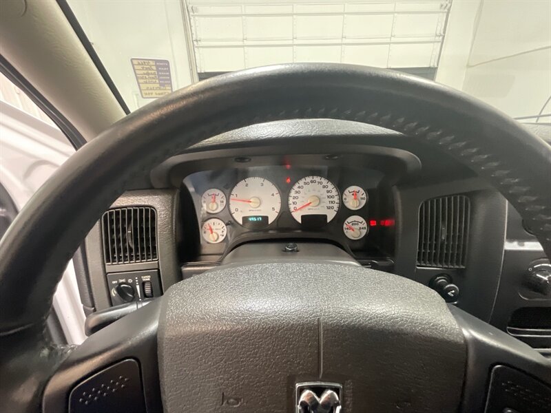 2004 Dodge Ram 2500 SLT 5.9L Cummins Diesel 6-SPEED MANUAL /49K MILES / SHORT BED / ZERO RUST - Photo 40 - Gladstone, OR 97027