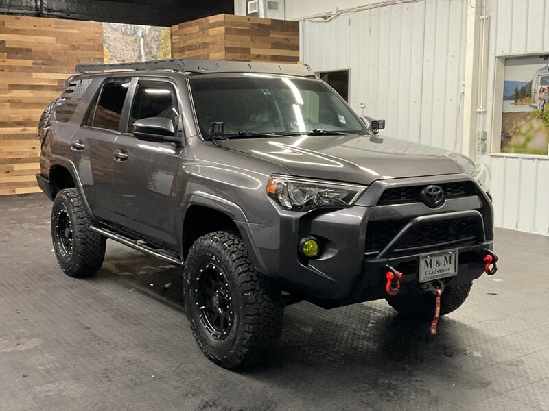 2015 Toyota 4Runner 4x4 SR5 / CUSTOM BUILT / ICON LIFT KIT / SHARP !!  LIFTED w/ ICON LIFT & NEW BF GOODRICH TIRES / LUGGAGE RACK / WINCH / CUSTOM BUMPER / SHARP & CLEAN !! - Photo 2 - Gladstone, OR 97027