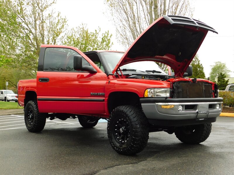 1999 Dodge Ram 2500 Laramie SLT 4X4 5.9L CUMMINS DIESEL / LIFTED   - Photo 29 - Portland, OR 97217