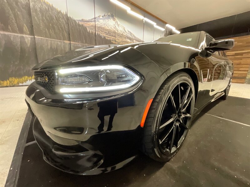 2018 Dodge Charger R/T Scat Pack Sedan/ 392 V8 6.4L HEMI/ 24,000 MILE  / 1-OWNER LOCAL / Technology Pkg / Heated & Cooled Seats / Sunroof / 22 " WHEELS / Sharp & Clean !! - Photo 9 - Gladstone, OR 97027