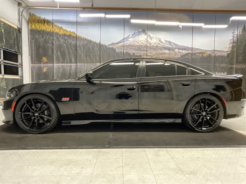 2018 Dodge Charger R/T Scat Pack Sedan/ 392 V8 6.4L HEMI/ 24,000 MILE  / 1-OWNER LOCAL / Technology Pkg / Heated & Cooled Seats / Sunroof / 22 " WHEELS / Sharp & Clean !! - Photo 3 - Gladstone, OR 97027