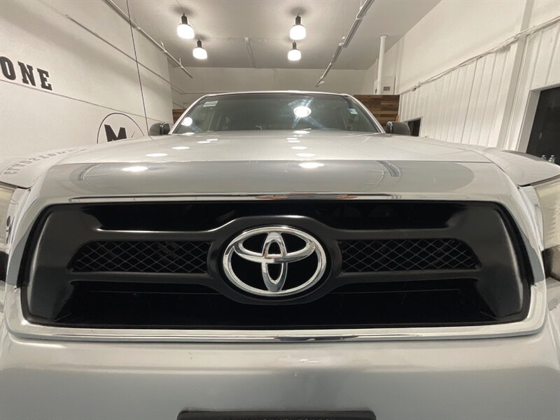 2012 Toyota Tacoma V6 SR5 TRD OFF RD  4X4 / 6-SPEED MANUAL / LIFTED  / DOUBLE CAB / LOCAL w. ZERO RUST / Backup Camera - Photo 30 - Gladstone, OR 97027