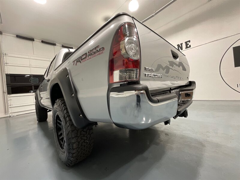 2012 Toyota Tacoma V6 SR5 TRD OFF RD  4X4 / 6-SPEED MANUAL / LIFTED  / DOUBLE CAB / LOCAL w. ZERO RUST / Backup Camera - Photo 47 - Gladstone, OR 97027