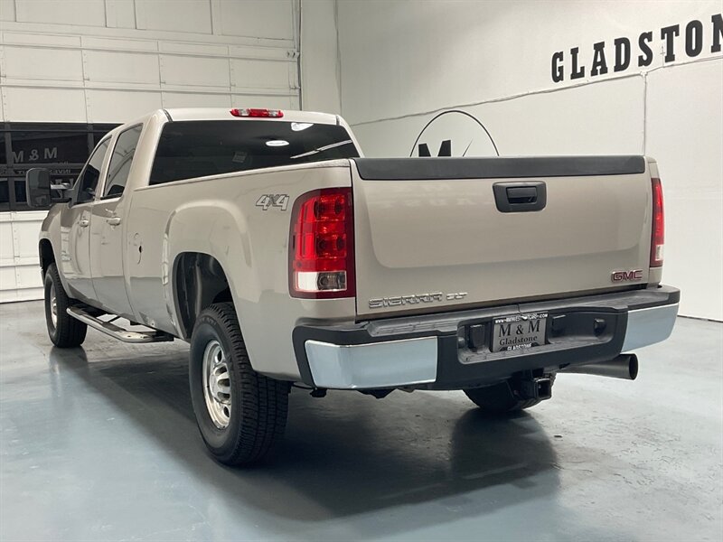 2007 GMC Sierra 2500 SLT Crew Cab 4X4 /6.6L DURAMAX DIESEL / ZERO RUST  / Leather & Heated Seats / LONG BED - Photo 7 - Gladstone, OR 97027