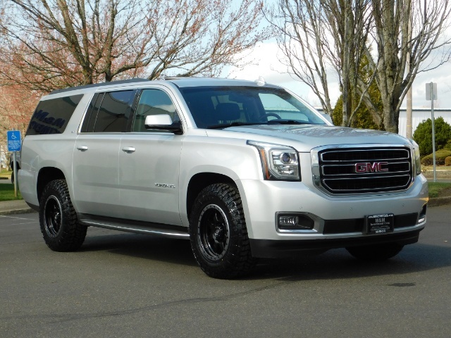 2015 GMC Yukon XL SLT 1500 / 4WD / NEW MUD TIRES FUEL WHEELS