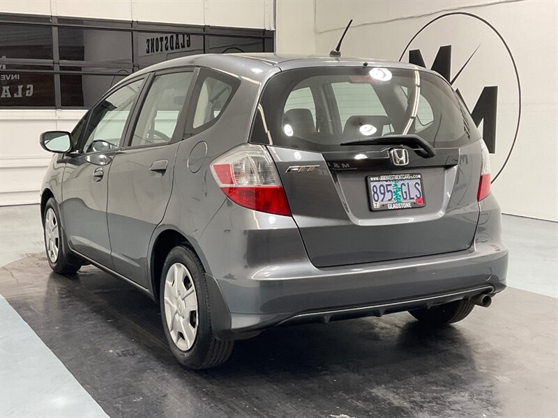 2013 Honda Fit Hatchback / 4Cyl / BRAND NEW TIRES/  74,000 MILES   - Photo 8 - Gladstone, OR 97027