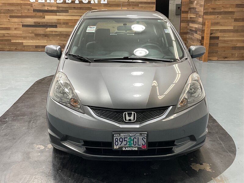 2013 Honda Fit Hatchback / 4Cyl / BRAND NEW TIRES/  74,000 MILES   - Photo 5 - Gladstone, OR 97027