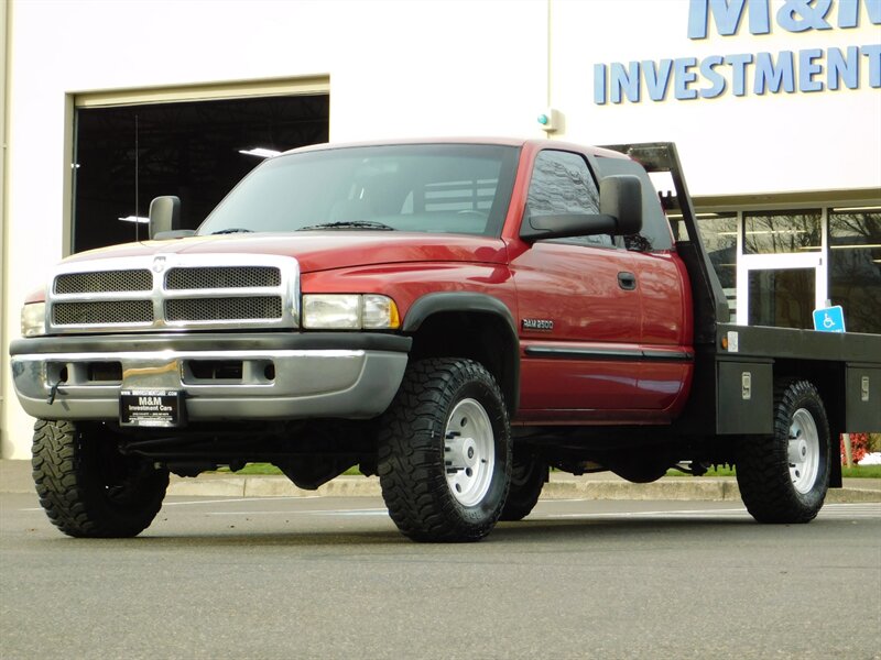 1999 Dodge Ram 2500 SLT 4X4 5.9L DIESEL / 5-SPEED / FLAT BED /1-OWNER   - Photo 35 - Portland, OR 97217