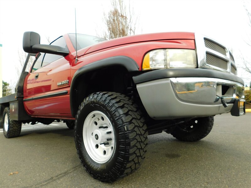 1999 Dodge Ram 2500 SLT 4X4 5.9L DIESEL / 5-SPEED / FLAT BED /1-OWNER   - Photo 34 - Portland, OR 97217