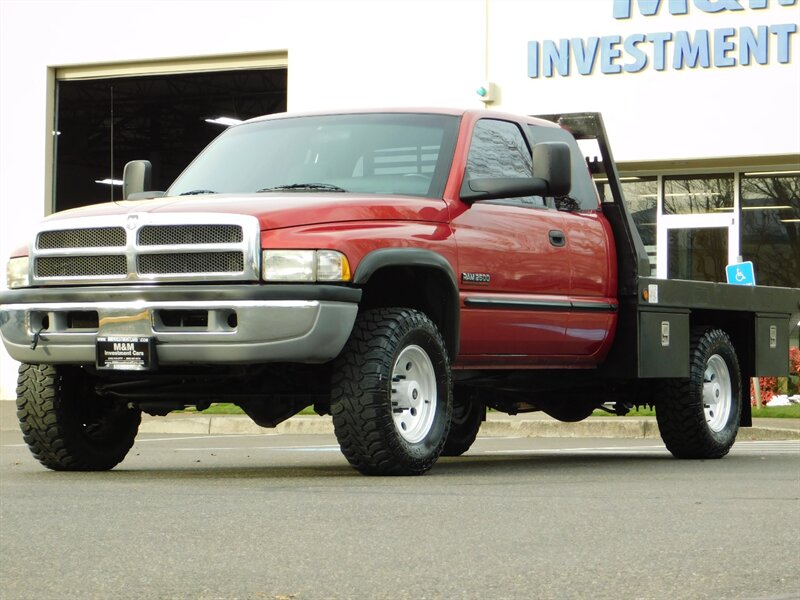 1999 Dodge Ram 2500 SLT 4X4 5.9L DIESEL / 5-SPEED / FLAT BED /1-OWNER   - Photo 24 - Portland, OR 97217