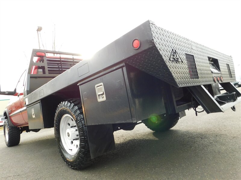 1999 Dodge Ram 2500 SLT 4X4 5.9L DIESEL / 5-SPEED / FLAT BED /1-OWNER   - Photo 15 - Portland, OR 97217