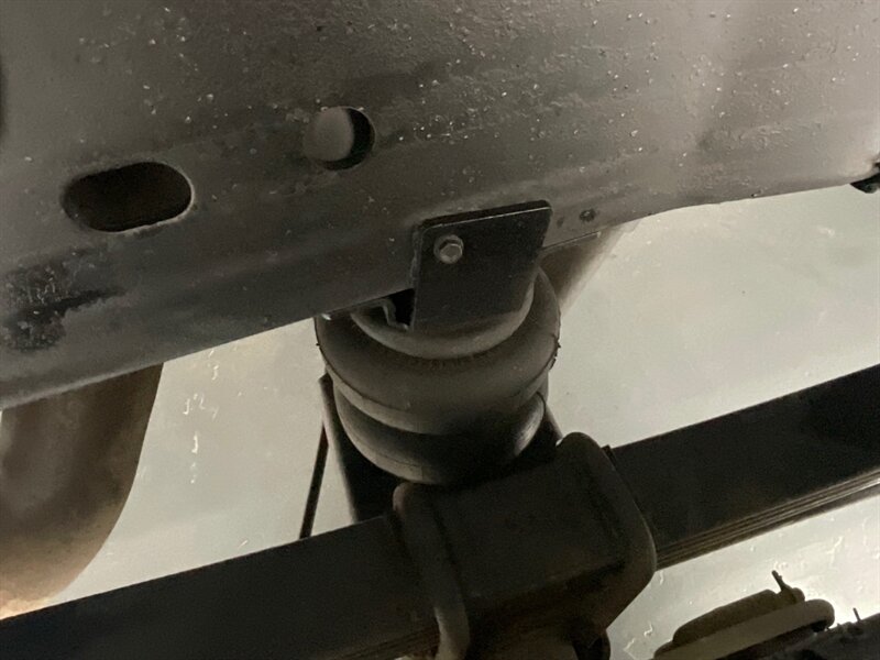 2002 GMC Sierra 2500HD SLE Extended Cab 4X4 / 8.1L V8 / 73,000 MILES  / LONG BED / LOCAL OREGON TRUCK / ZERO RUST - Photo 41 - Gladstone, OR 97027