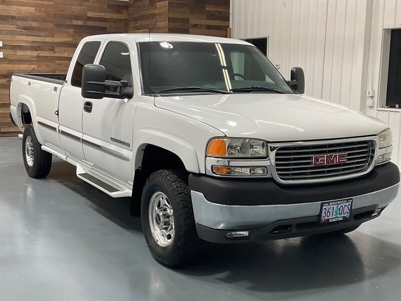 2002 Gmc Sierra SLE photo 2