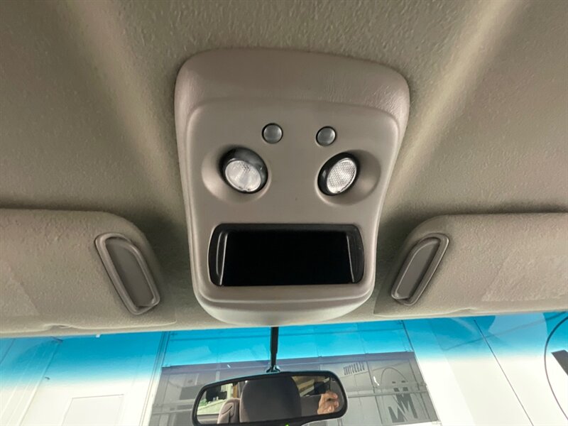 2002 GMC Sierra 2500HD SLE Extended Cab 4X4 / 8.1L V8 / 73,000 MILES  / LONG BED / LOCAL OREGON TRUCK / ZERO RUST - Photo 40 - Gladstone, OR 97027