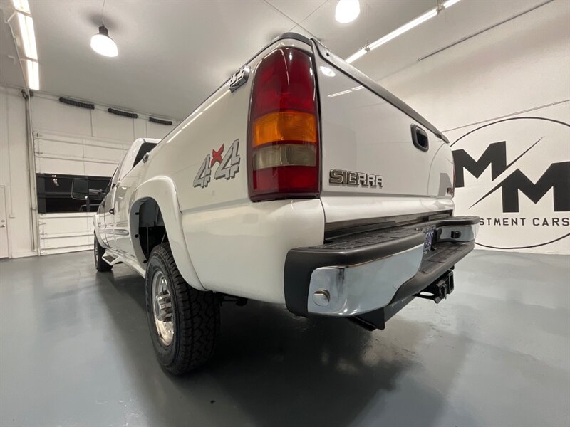 2002 GMC Sierra 2500HD SLE Extended Cab 4X4 / 8.1L V8 / 73,000 MILES  / LONG BED / LOCAL OREGON TRUCK / ZERO RUST - Photo 57 - Gladstone, OR 97027