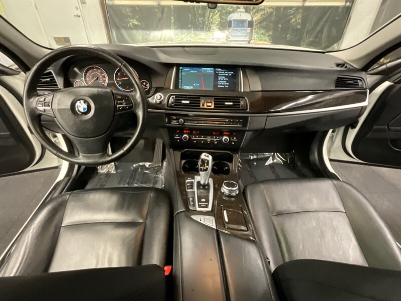 2014 BMW 528i xDrive AWD / Navi / Leather Heated Seats   - Photo 16 - Gladstone, OR 97027