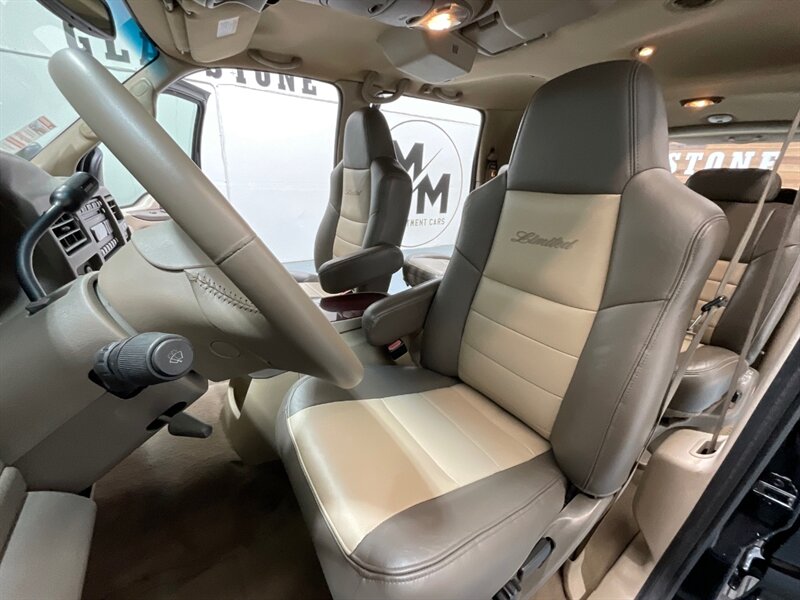 2002 Ford Excursion Limited 4X4 / 7.3L DIESEL / ONLY 92,000 MILES / 100% ZERO RUST / NEW TIRES / ALL STOCK / COLLECTOR QUALITY - Photo 38 - Gladstone, OR 97027