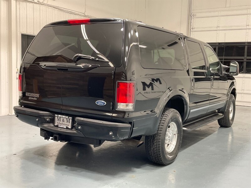 2002 Ford Excursion Limited 4X4 / 7.3L DIESEL / ONLY 92,000 MILES / 100% ZERO RUST / NEW TIRES / ALL STOCK / COLLECTOR QUALITY - Photo 7 - Gladstone, OR 97027