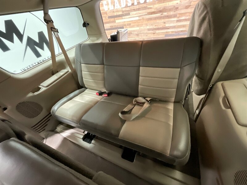 2002 Ford Excursion Limited 4X4 / 7.3L DIESEL / ONLY 92,000 MILES / 100% ZERO RUST / NEW TIRES / ALL STOCK / COLLECTOR QUALITY - Photo 49 - Gladstone, OR 97027