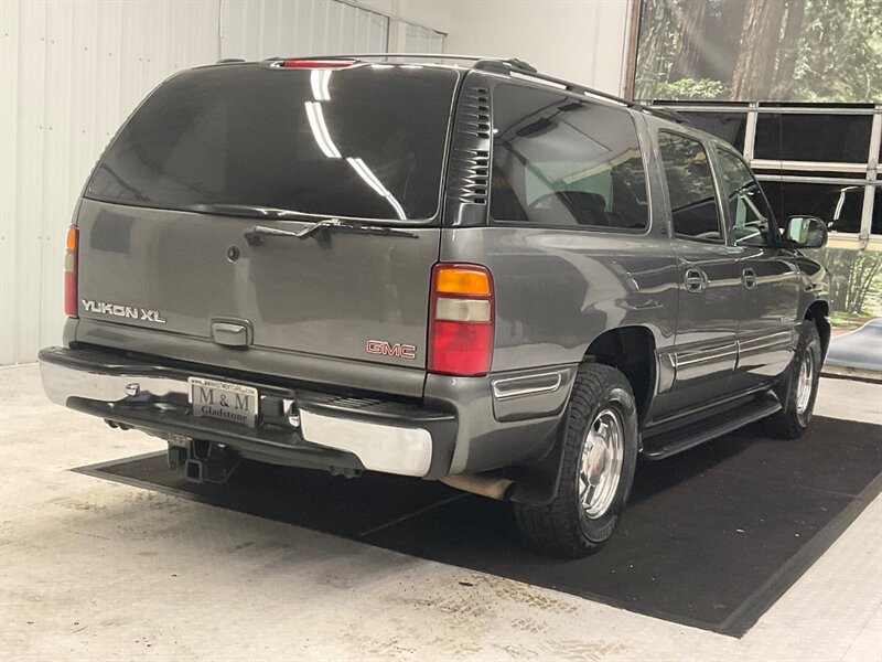 2001 GMC Yukon XL 1500 SLT  4X4 / 5.3L V8 / 1-OWNER / 81,000 MILE  / LOCAL SUV / RUST FREE / Leather & Heated Seats / 3RD ROW SEAT / BRAND NEW TIRES - Photo 8 - Gladstone, OR 97027