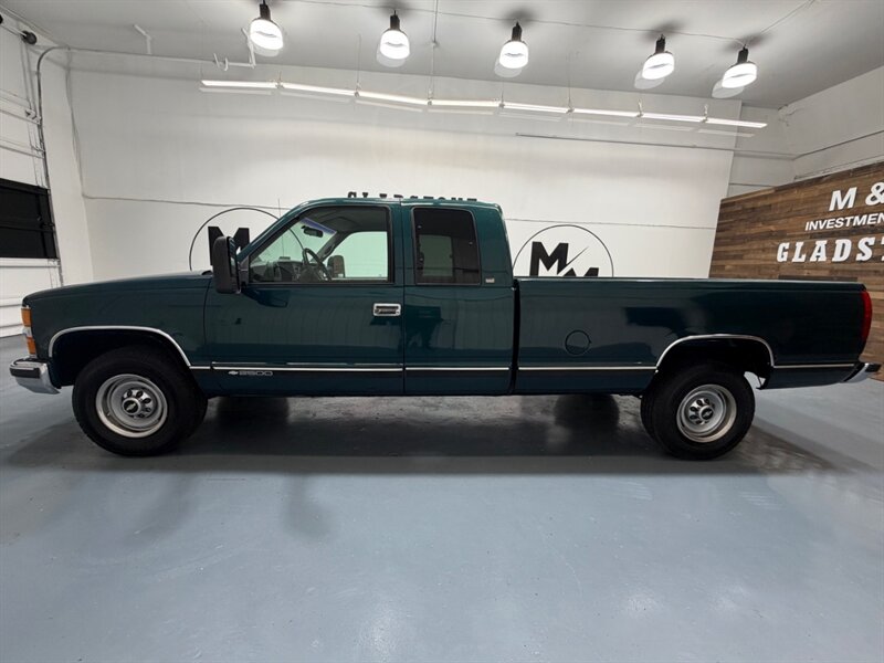 1997 Chevrolet C/K 2500 C2500 Silverado 6.5L TURBO DIESEL  / ZERO RUST / 115K Miles - Photo 3 - Gladstone, OR 97027