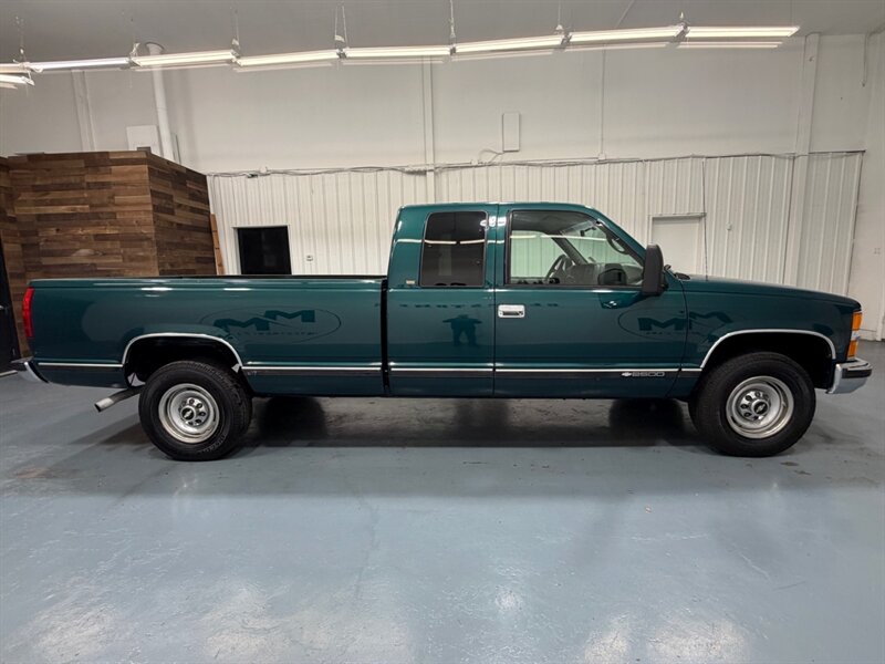 1997 Chevrolet C/K 2500 C2500 Silverado 6.5L TURBO DIESEL  / ZERO RUST / 115K Miles - Photo 4 - Gladstone, OR 97027