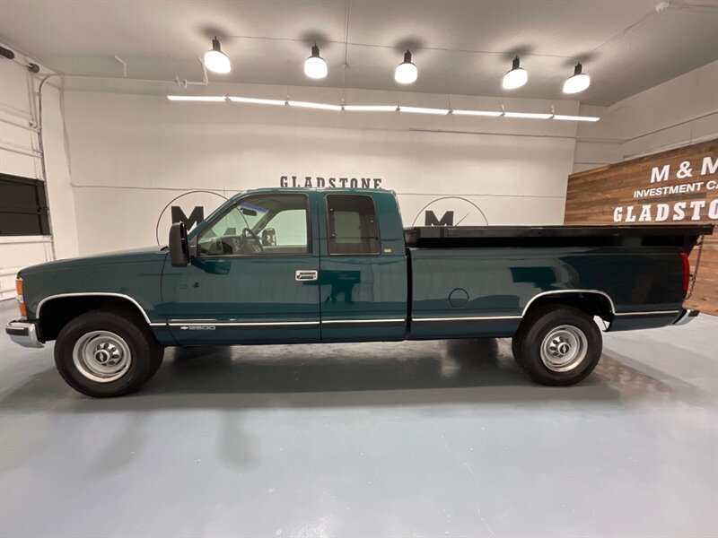 1997 Chevrolet C/K 2500 Series C2500 Silverado 6.5L TURBO DIESEL /DUMP BED  / HYDROLIC DUMP BED / ZERO RUST / 115K Miles - Photo 3 - Gladstone, OR 97027