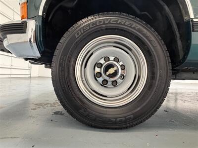 1997 Chevrolet C/K 2500 C2500 Silverado 6.5L TURBO DIESEL / ZERO RUST / 115K Miles - Photo 23 - Gladstone, OR 97027