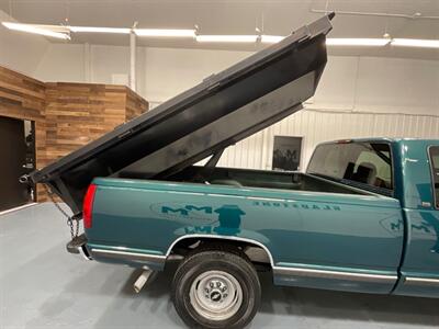1997 Chevrolet C/K 2500 Series C2500 Silverado 6.5L TURBO DIESEL /DUMP BED  / HYDRAULIC DUMP BED / ZERO RUST / 115K Miles - Photo 10 - Gladstone, OR 97027