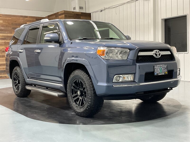 2012 Toyota 4Runner Limited 4X4 / V6 / Leather / Sunroof / Backup Cam  / LOCAL OREGON SUV - Photo 2 - Gladstone, OR 97027