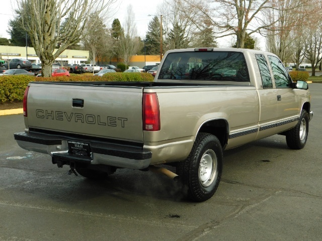 2000 Chevrolet C2500 LS 5.7Liter V8 Vertic 2WD 2-Owner   - Photo 7 - Portland, OR 97217