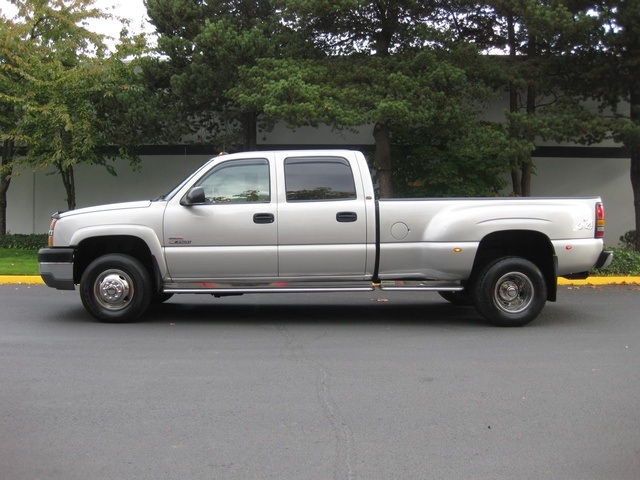 2004 Chevrolet Silverado 3500 LT/Leather/Diesel/ 4WD/ Dually   - Photo 2 - Portland, OR 97217