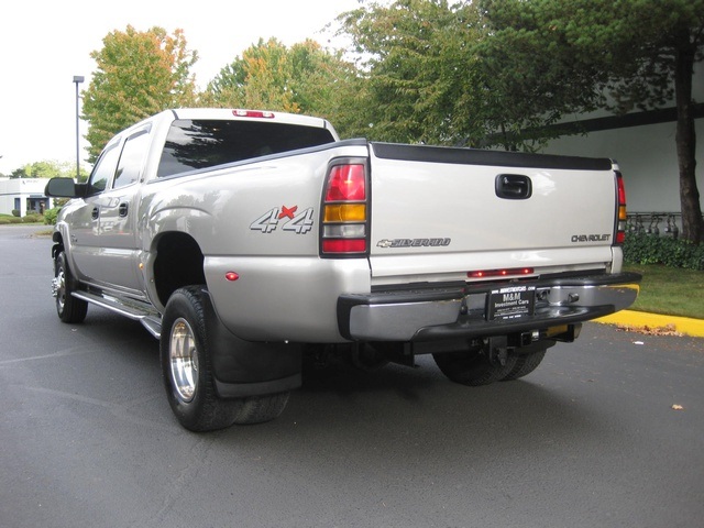 2004 Chevrolet Silverado 3500 LT/Leather/Diesel/ 4WD/ Dually   - Photo 3 - Portland, OR 97217