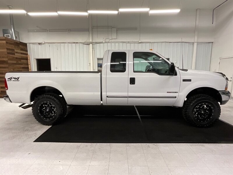 2000 Ford F-250 4dr XLT 4WD / 7.3L DIESEL / 1-OWNER / 146,000 MILE  / LEVELED w. BRAND NEW WHEELS & TIRES / LOCAL OWNER / RUST FREE / LONG BED / SHARP & CLEAN !! - Photo 4 - Gladstone, OR 97027