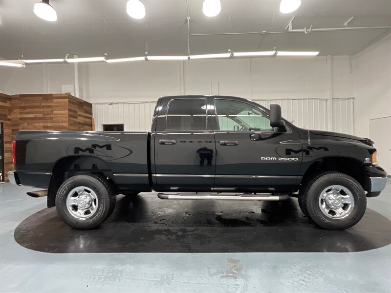 2005 Dodge Ram 2500 SLT 4X4 / 5.9L DIESEL HO / 1-OWNER/ 97K MILES  / ZERO RUST - Photo 4 - Gladstone, OR 97027